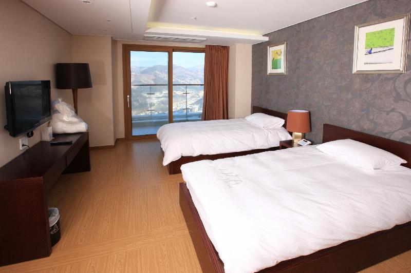 Hotel High1 Condominium