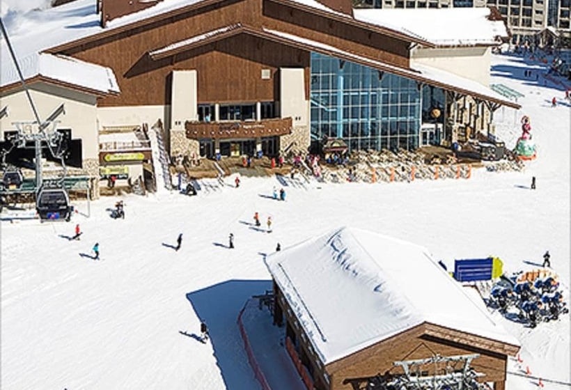 High1 Grand Hotel Main Tower