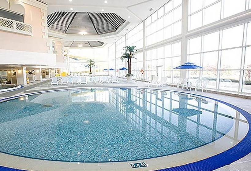 High1 Grand Hotel Main Tower