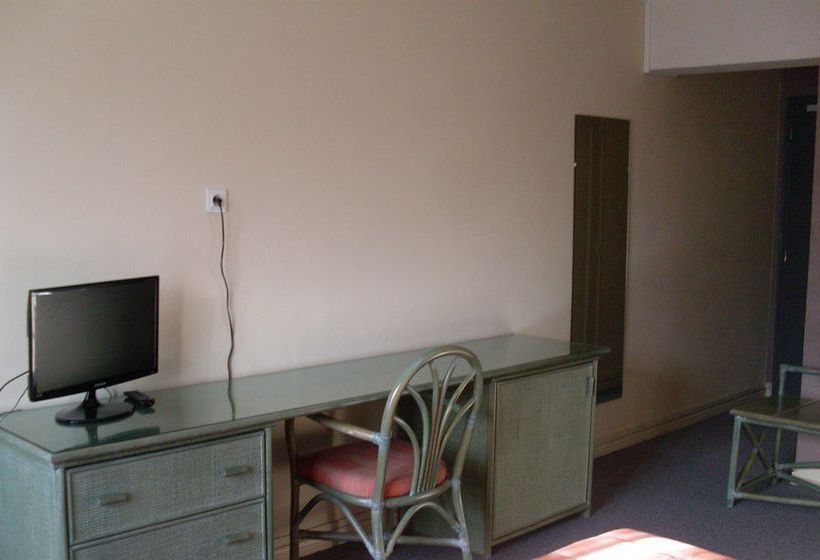 فندق Hôtel Les 2 G