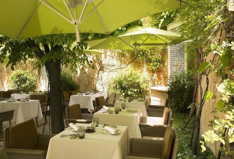 호텔 La Maison D'uzès Relais & Châteaux