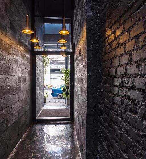 ホテル La Pause Hatyai