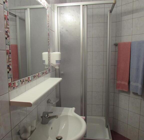 בית מלון כפרי Landhaus Paradies