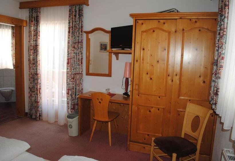 בית מלון כפרי Landhaus Paradies