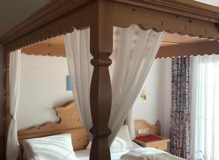 בית מלון כפרי Landhaus Paradies