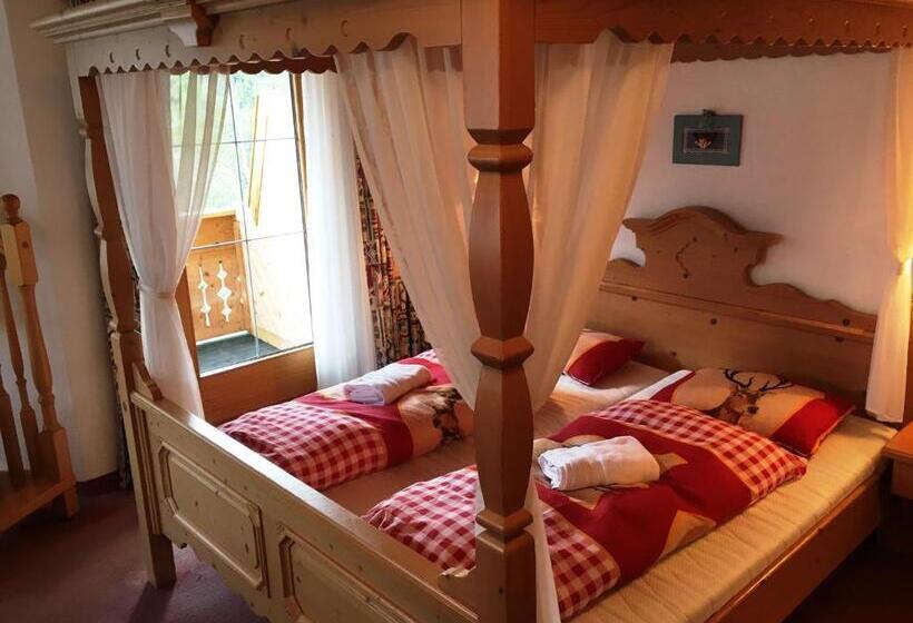 בית מלון כפרי Landhaus Paradies