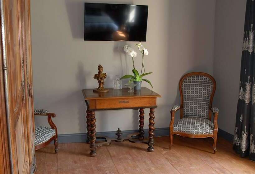 酒店 Le Logis Du Péré