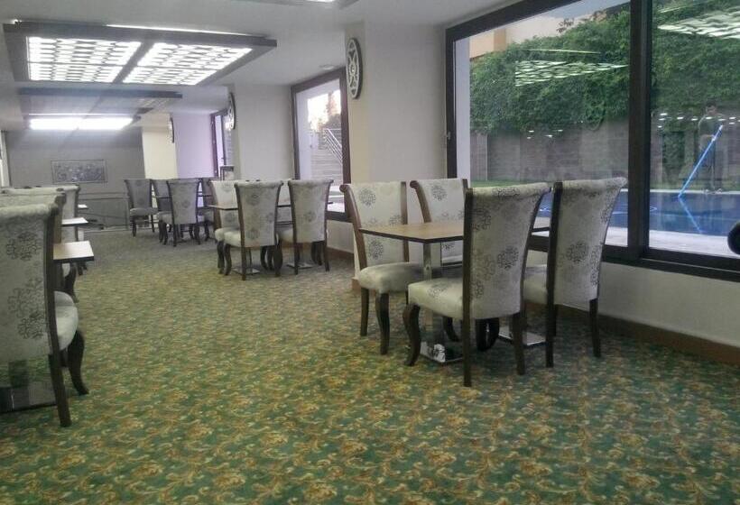 Отель Malahit Exclusive City