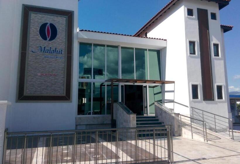 Отель Malahit Exclusive City