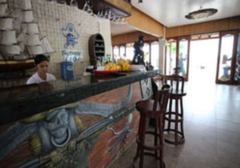 호텔 Malapascua Legend Water Sports And Resort