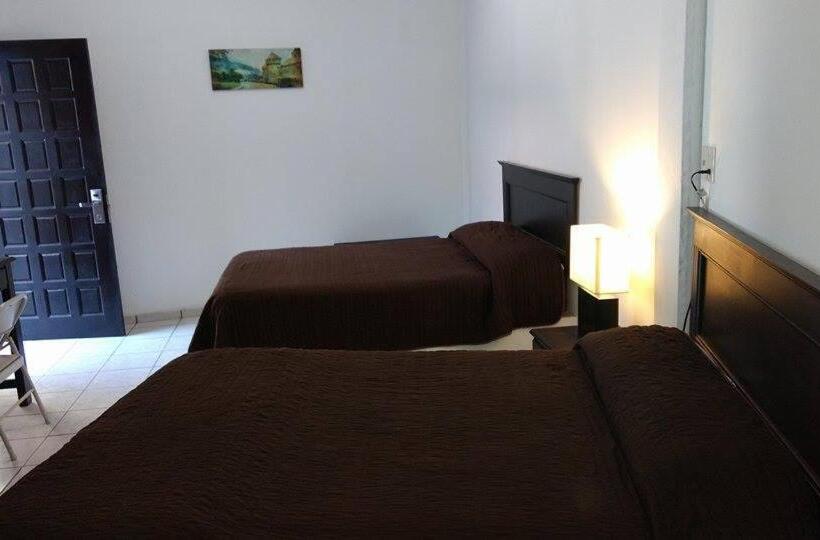 Отель Marina Topolobampo