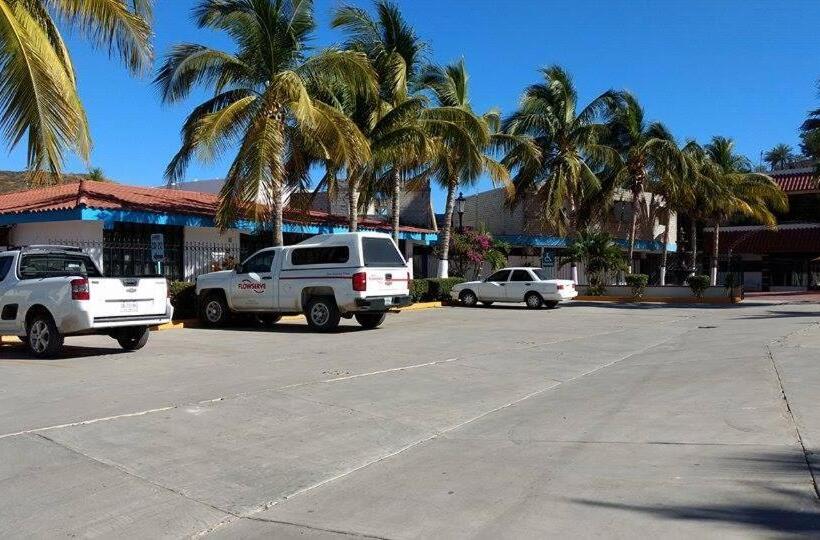 Отель Marina Topolobampo