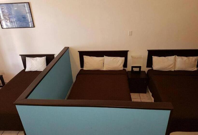 Отель Marina Topolobampo