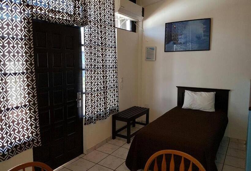 Отель Marina Topolobampo