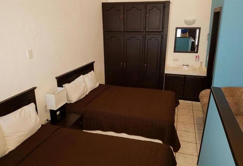 فندق Marina Topolobampo