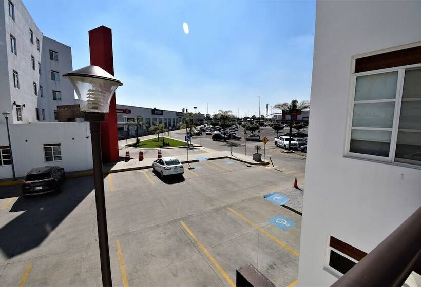 فندق Mexico Inn Express