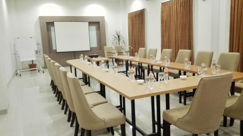 Hotel Midtown Xpress Sampit Kalimantan Tengah