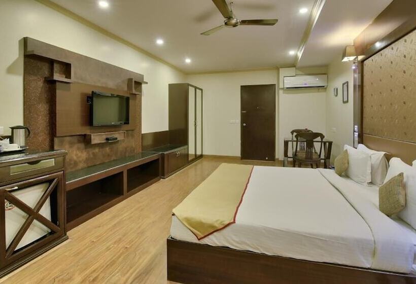 בית מלון כפרי Milestone 251