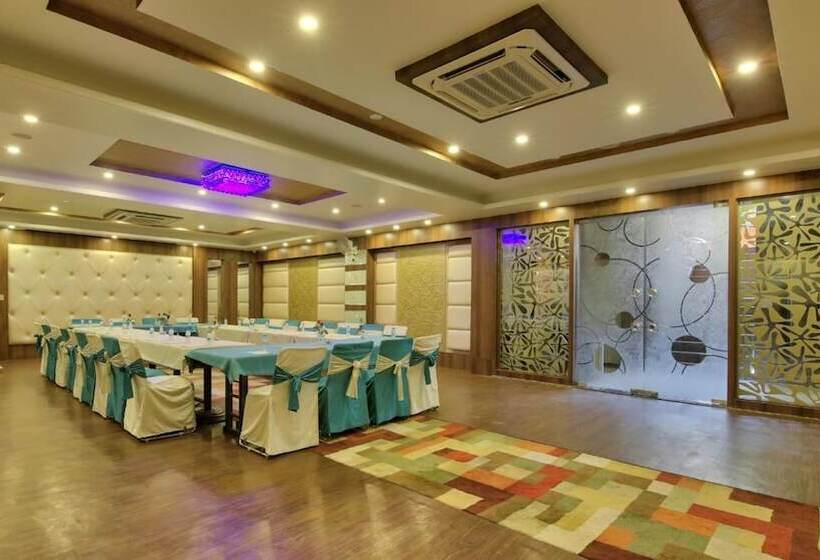 בית מלון כפרי Milestone 251