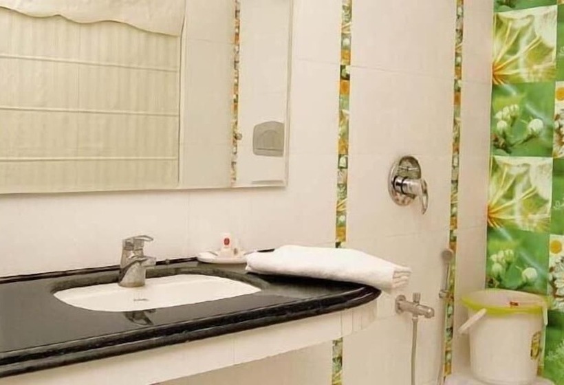 בית מלון כפרי Milestone 251