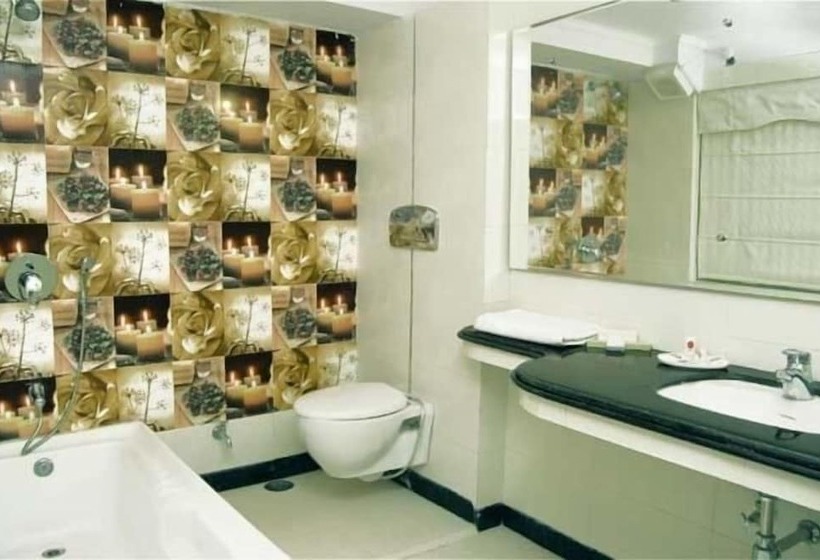 בית מלון כפרי Milestone 251