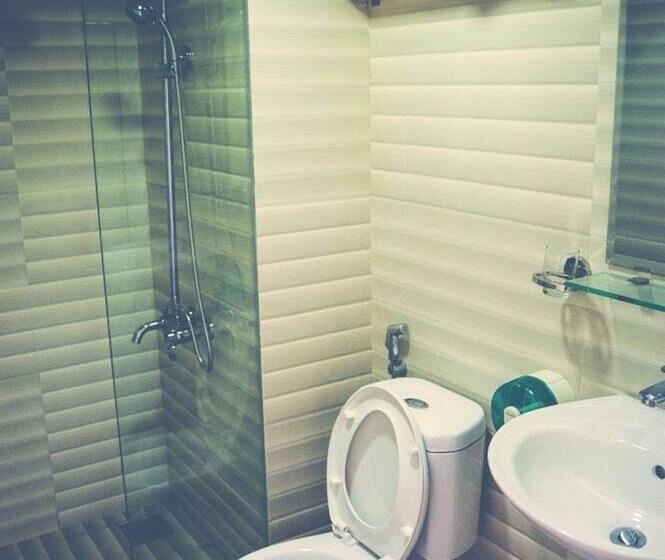 Moonlight Hotel Suites & Spa Vip   High Floor, The Best View In The City Center, Dragon Bridge View