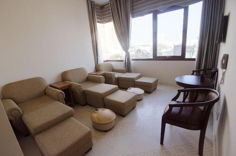 Moonlight Hotel Suites & Spa Vip   High Floor, The Best View In The City Center, Dragon Bridge View