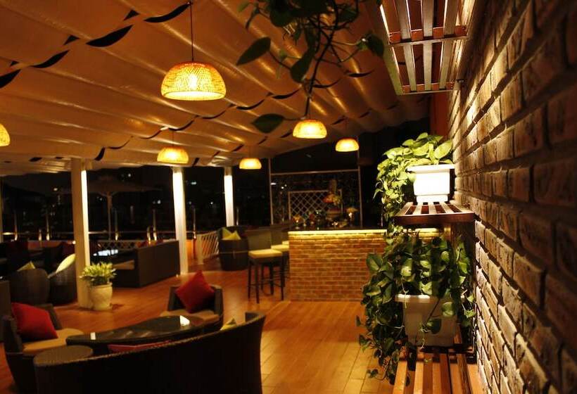 هتل Muong Thanh Hanoi Centre