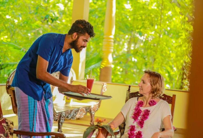 호텔 Nature Lanka Ayurveda Resort