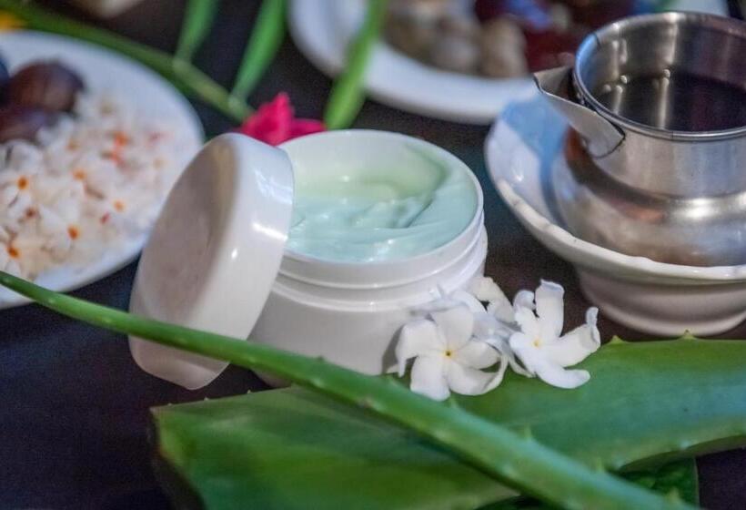 호텔 Nature Lanka Ayurveda Resort