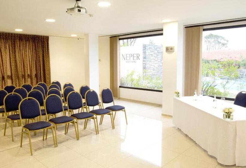 هتل Neper