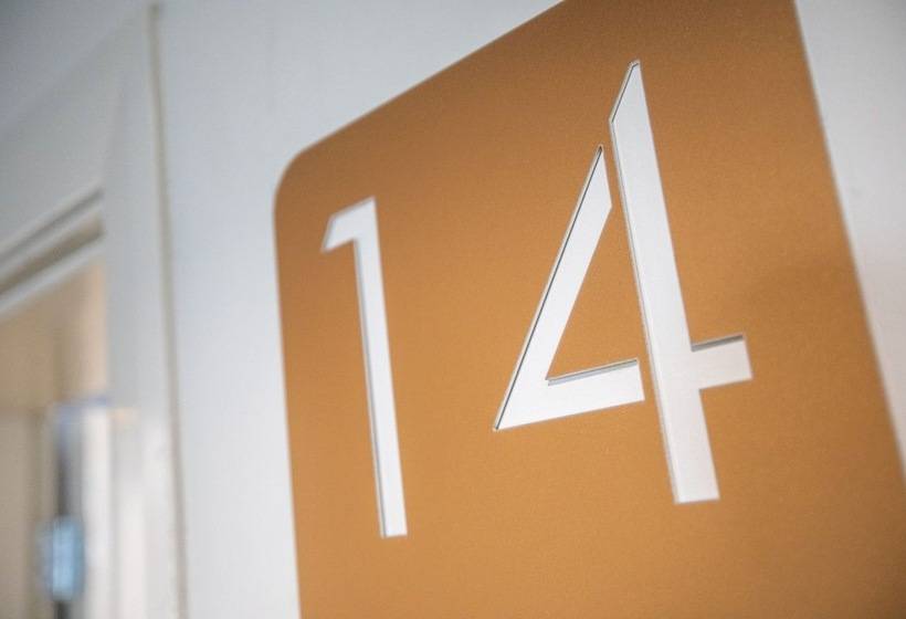 Nightcap At Federal Hotel Mt Gambier