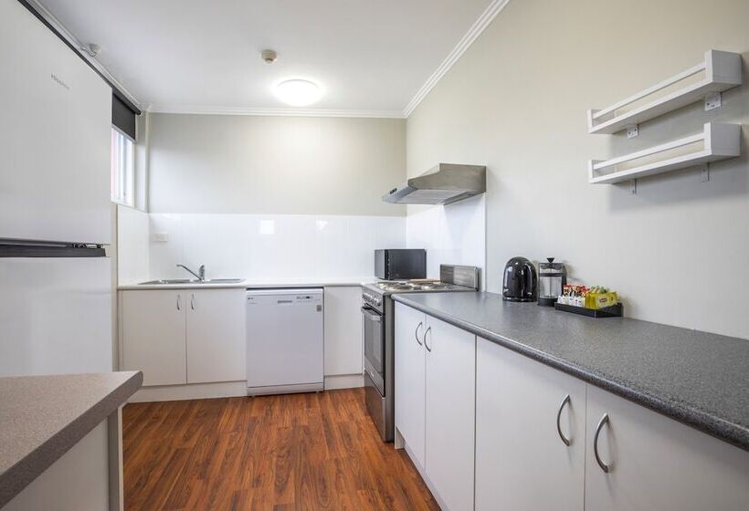 Nightcap At Federal Hotel Mt Gambier