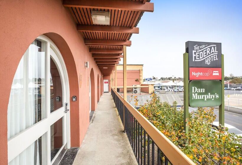 Nightcap At Federal Hotel Mt Gambier