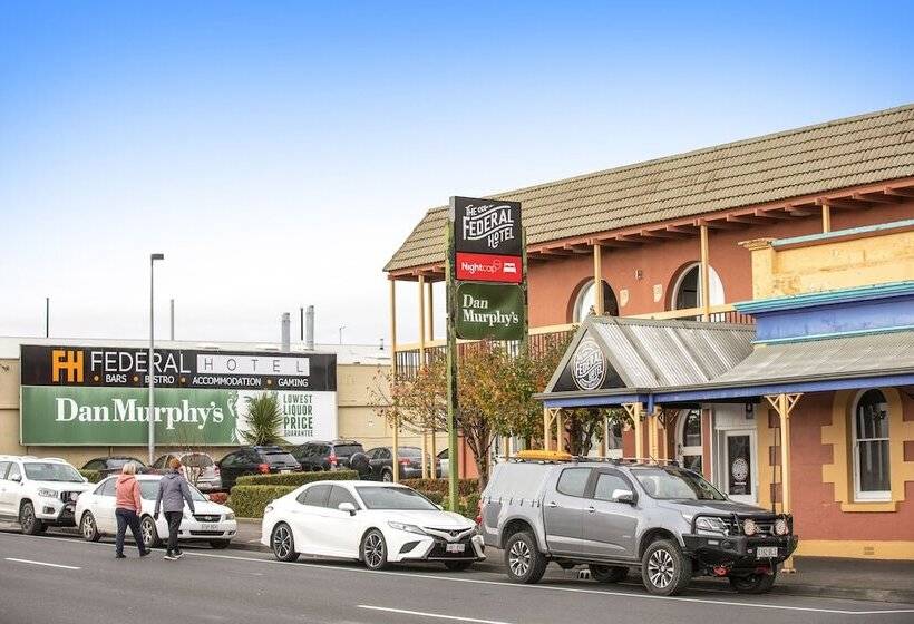 Nightcap At Federal Hotel Mt Gambier