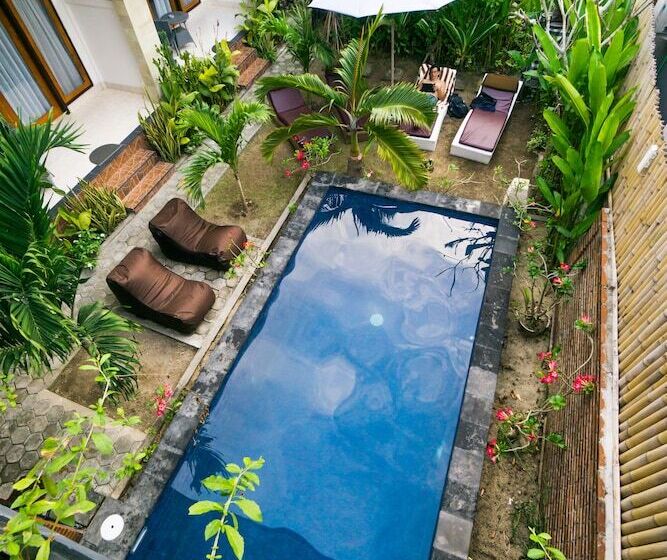 فندق Nyuh Gading Home Stay