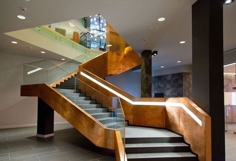 Отель Demidov Plaza