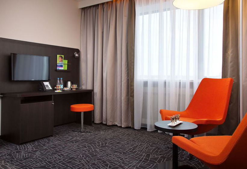 Отель Demidov Plaza