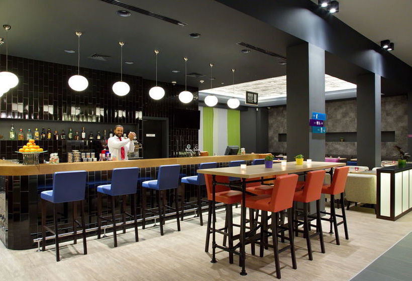 Отель Demidov Plaza