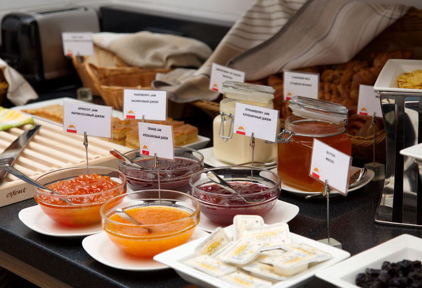 Отель Demidov Plaza