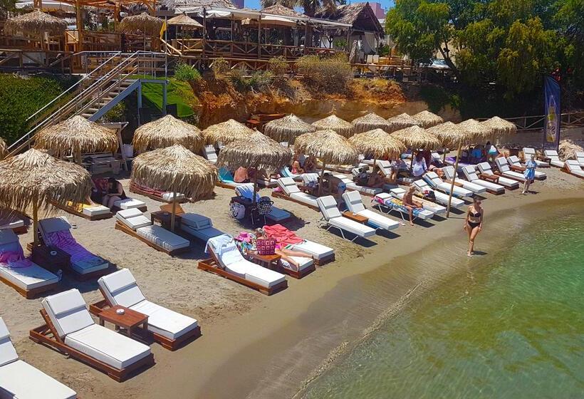 فندق Porto Greco Village Beach