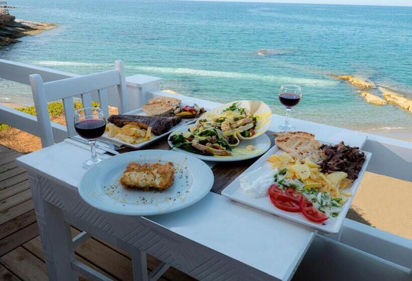 فندق Porto Greco Village Beach