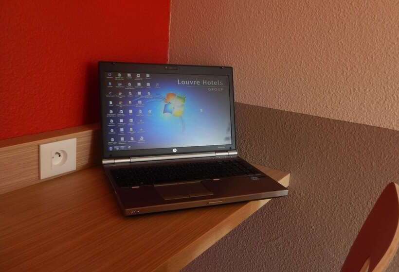 فندق Premiere Classe Montbeliard  Sochaux