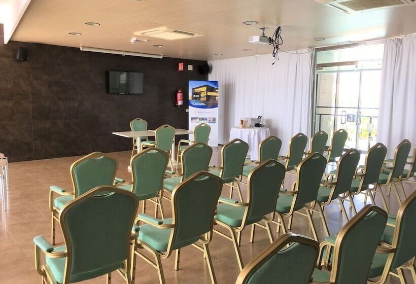 בית מלון כפרי R2 Romantic Fantasia Suites  Adults Only