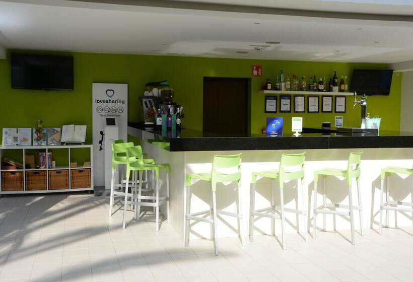 בית מלון כפרי R2 Romantic Fantasia Suites  Adults Only