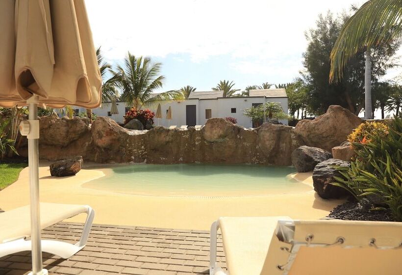 בית מלון כפרי R2 Romantic Fantasia Suites  Adults Only