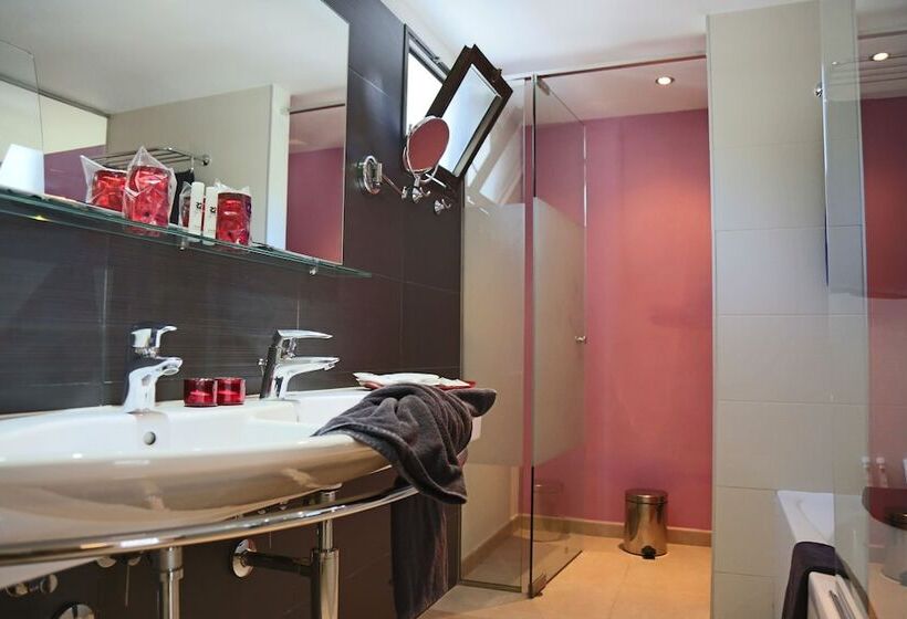 בית מלון כפרי R2 Romantic Fantasia Suites  Adults Only