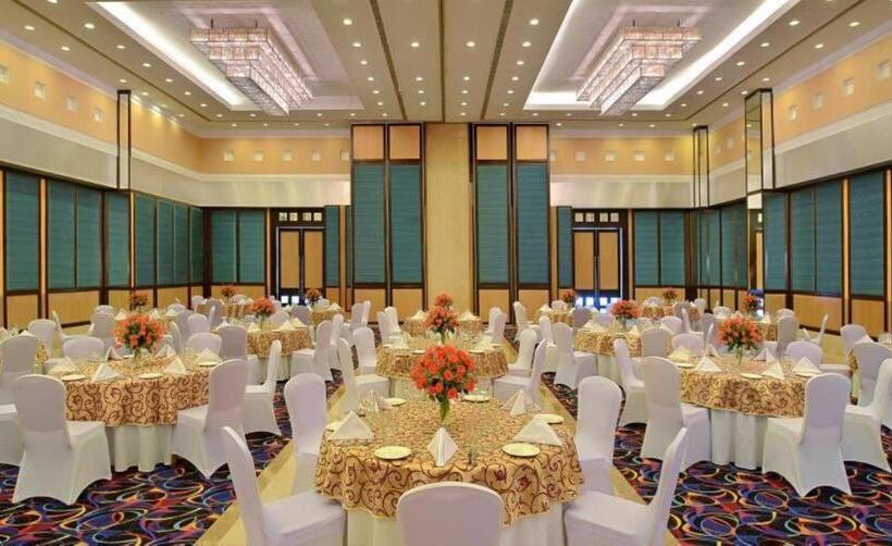 Red Fox By Lemon Tree Hotels, Bhiwadi