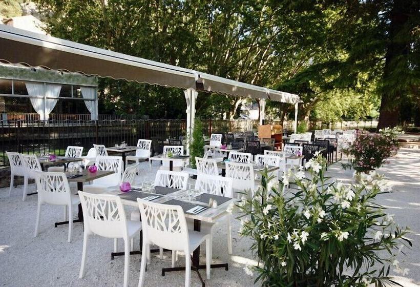 בית מלון כפרי Restaurant Du Parc En Bord De Rivière