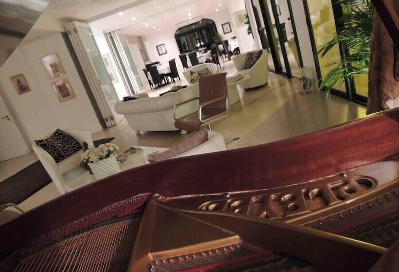 בית מלון כפרי Restaurant Du Parc En Bord De Rivière